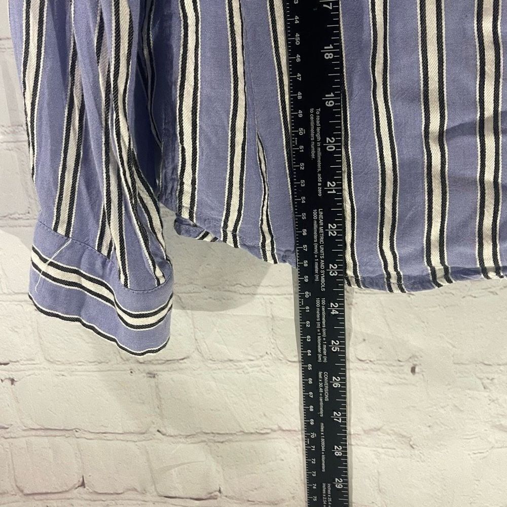 Ellison button up - Picture 6 of 6